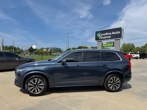 Used 2020 Volvo XC90 T6 Momentum AWD/4WD image 3