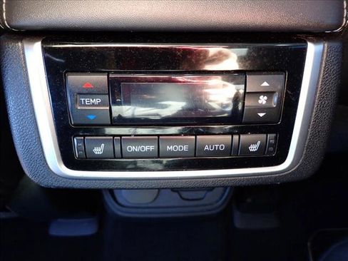 Used 2020 Subaru Ascent Limited image 11