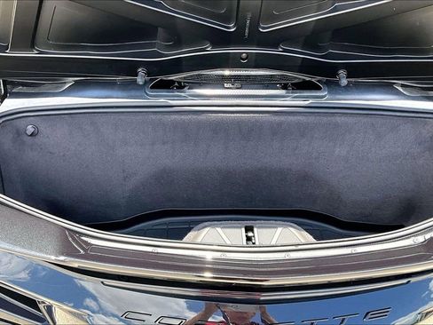 Used 2023 Chevrolet Corvette Stingray Premium Conv w/ Z51 Performance Package RWD image 15