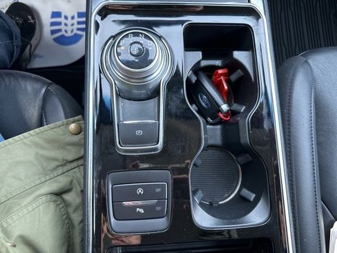 Certified 2020 Ford Edge Titanium image 27