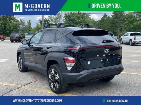 Used 2025 Hyundai Kona SEL AWD/4WD image 3
