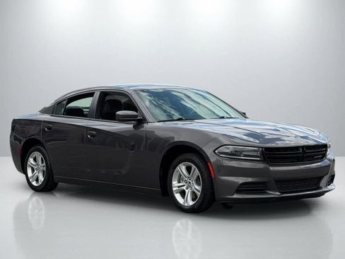 Certified 2021 Dodge Charger SXT w/ Leather Interior Group RWD image 10