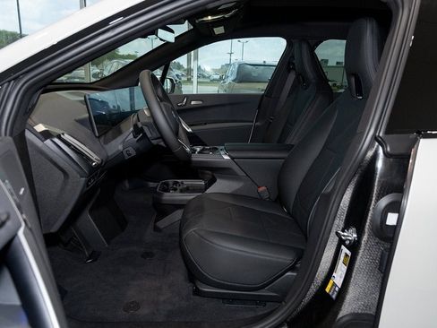 New 2025 BMW iX xDrive50 w/ Premium Package image 17