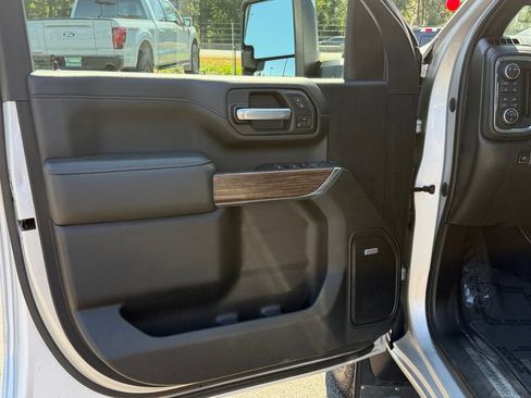 Certified 2021 Chevrolet Silverado 3500 High Country w/ Z71 Off-Road Package AWD/4WD image 20