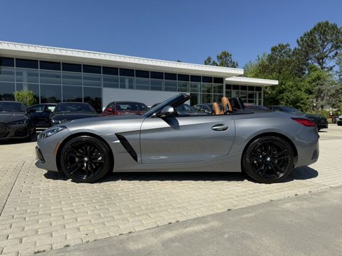 Certified 2024 BMW Z4 sDrive30i w/ Premium Package RWD image 3