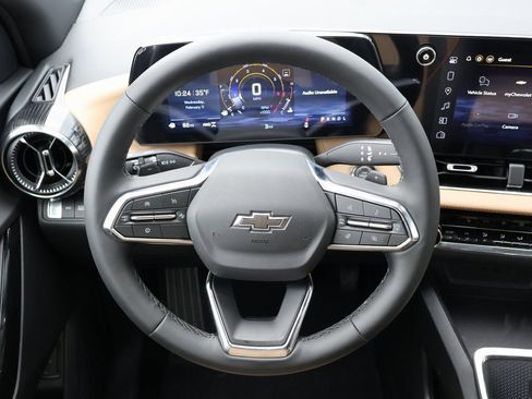 New 2026 Chevrolet Equinox ACTIV w/ Safety and Technology Package image 14