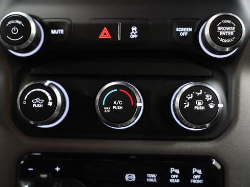 Used 2023 RAM 2500 Lone Star w/ Night Edition image 25