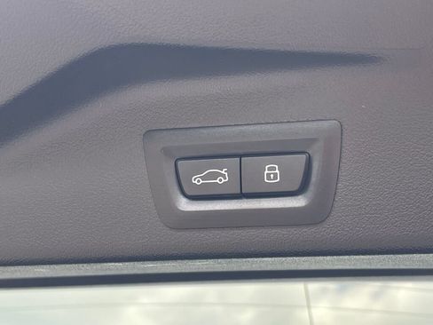Used 2024 BMW X5 M60i AWD/4WD image 26