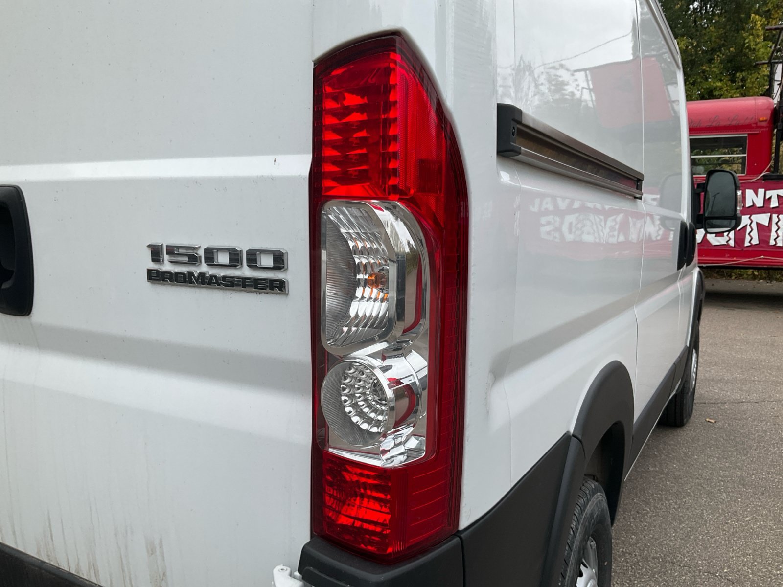Used 2025 RAM ProMaster 1500 FWD image 28