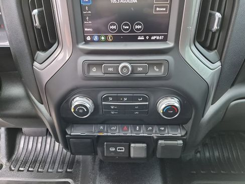 Used 2021 GMC Sierra 1500 2WD Crew Cab w/ Sierra Value Package image 39