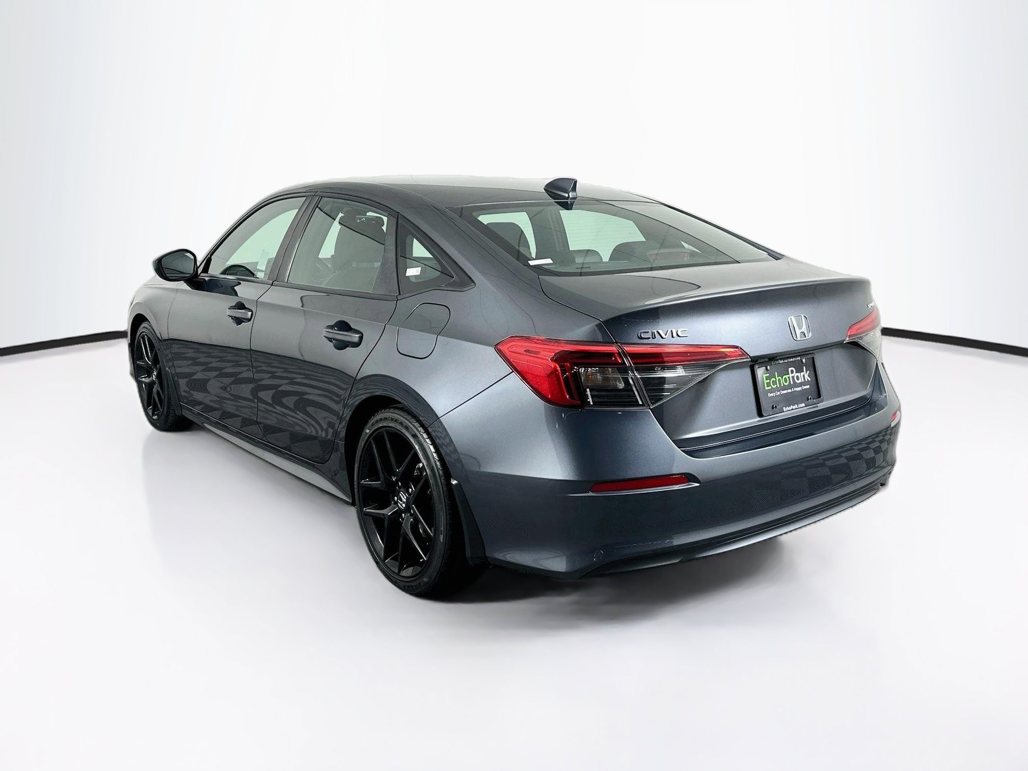 Used 2022 Honda Civic Sport image 5