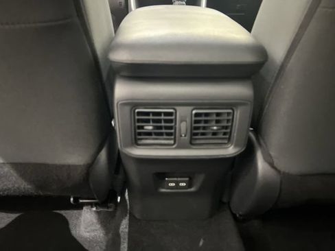 Used 2025 Toyota RAV4 XLE w/ Convenience Package FWD image 21
