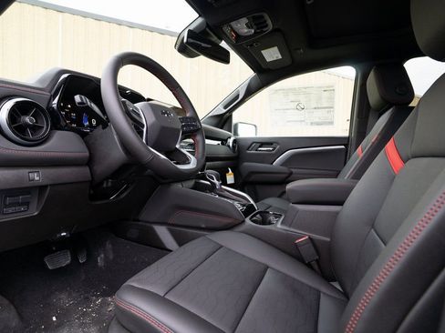 New 2025 Chevrolet Colorado Z71 w/ Technology Package image 11