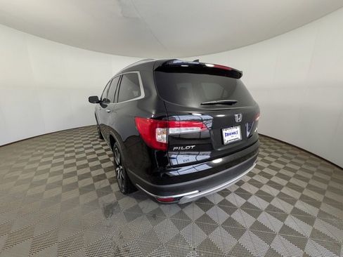 Used 2021 Honda Pilot Touring image 12