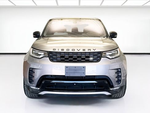 Used 2021 Land Rover Discovery S R-Dynamic image 2