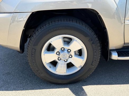 Used 2004 Toyota 4Runner Limited AWD/4WD image 43