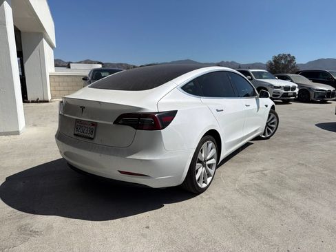 Used 2020 Tesla Model 3 Standard Range Plus RWD image 4