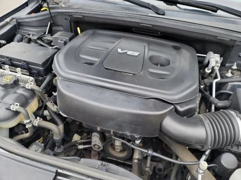 Used 2018 Jeep Grand Cherokee Laredo AWD/4WD image 33
