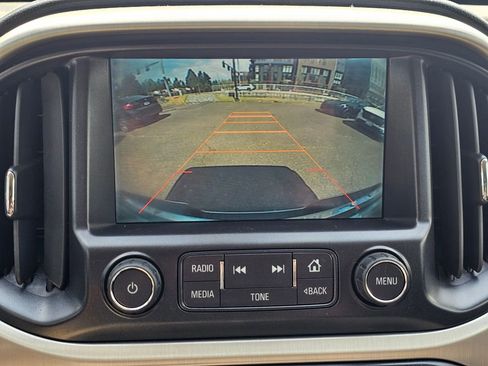 Used 2015 GMC Canyon SLE RWD image 13