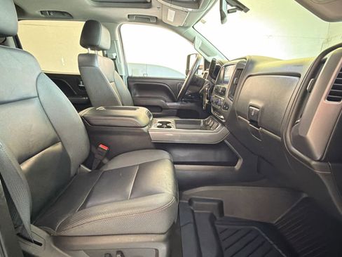 Used 2018 GMC Sierra 2500 SLT w/ Duramax Plus Package AWD/4WD image 26