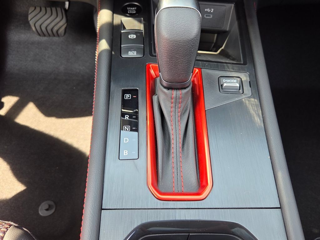 New 2027 Nissan Kicks SR w/ SR Premium Package FWD image 19