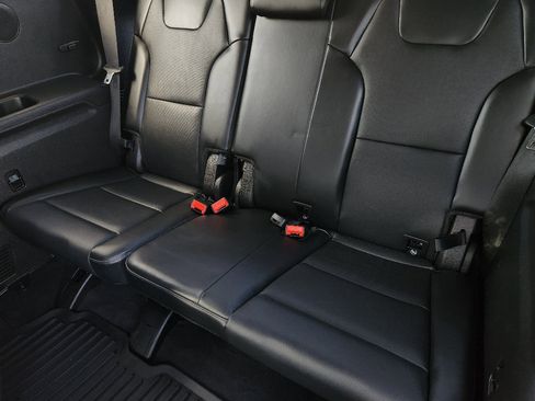 Used 2022 Kia Telluride SX image 31