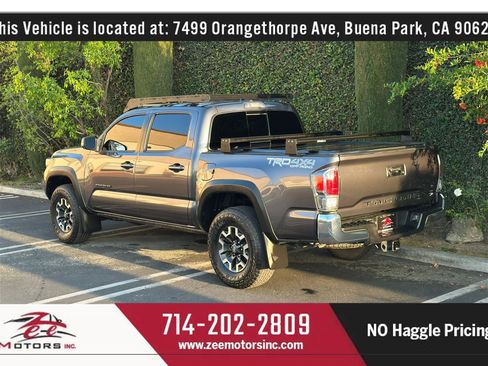 Used 2022 Toyota Tacoma TRD Off-Road image 9