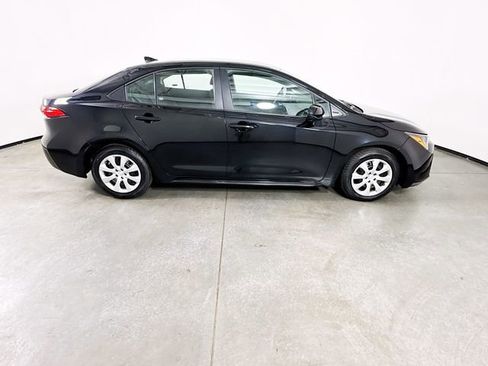 Certified 2025 Toyota Corolla LE FWD image 9