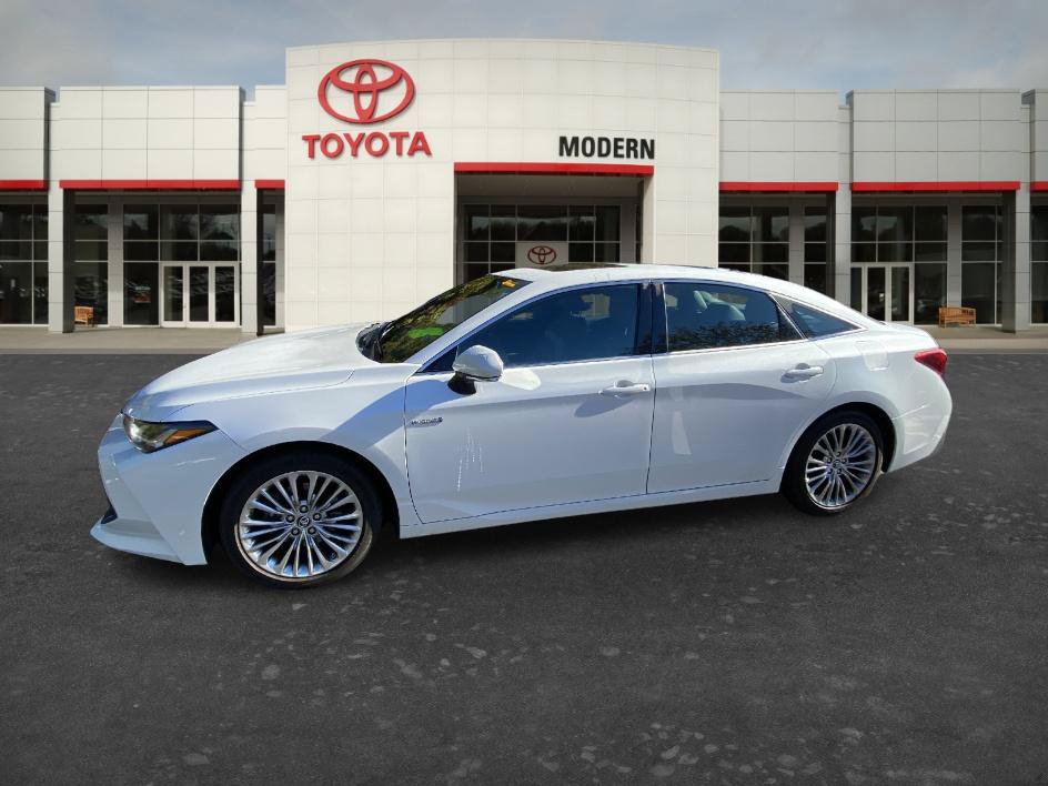 Certified 2019 Toyota Avalon Limited w/ Advanced Safety Package FWD image 10