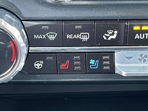Certified 2025 Ford F150 Lariat w/ Equipment Group 501A Mid AWD/4WD image 9