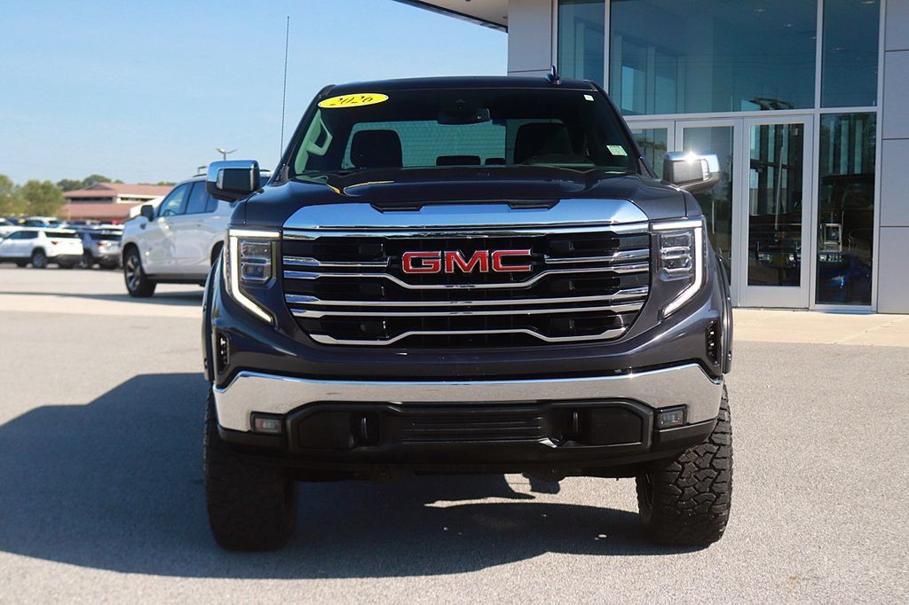 Used 2026 GMC Sierra 1500 SLT AWD/4WD image 2