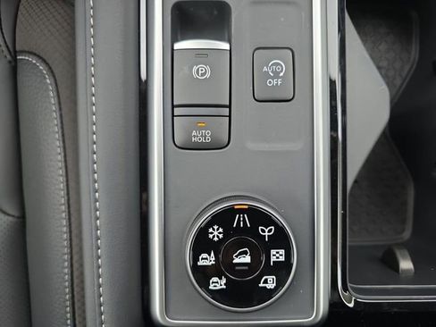 New 2026 Nissan Pathfinder SL AWD/4WD image 28