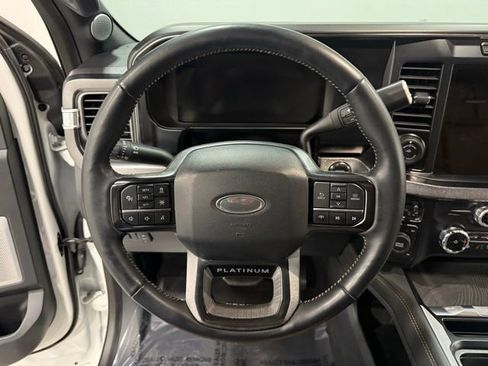 Used 2024 Ford F250 Platinum image 23