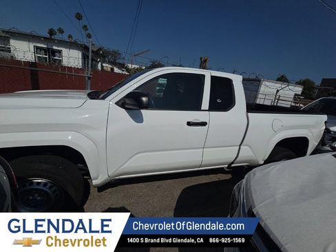Used 2025 Toyota Tacoma SR RWD image 3