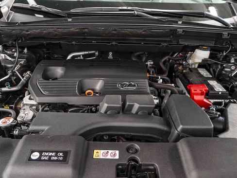 Used 2025 Lexus NX 250 FWD w/ Accessory Package (2T) image 30