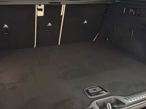 New 2026 Mercedes-Benz GLC 300 GLC 300 image 33