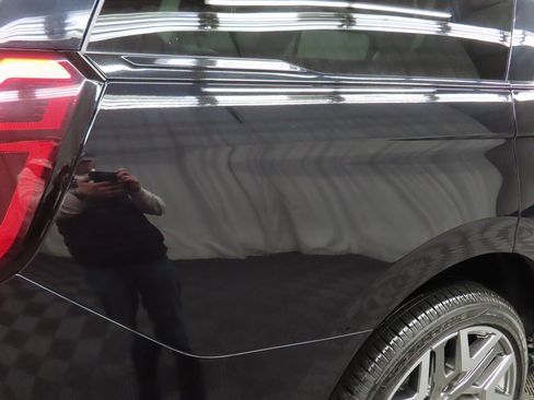 Used 2025 Ford Expedition Platinum w/ Platinum Ultimate Package image 40