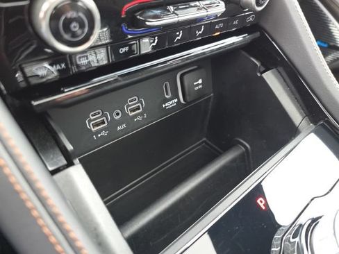 Used 2025 Jeep Grand Cherokee L Summit AWD/4WD image 35