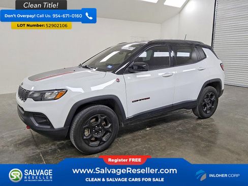 Used 2024 Jeep Compass Trailhawk AWD/4WD image 1