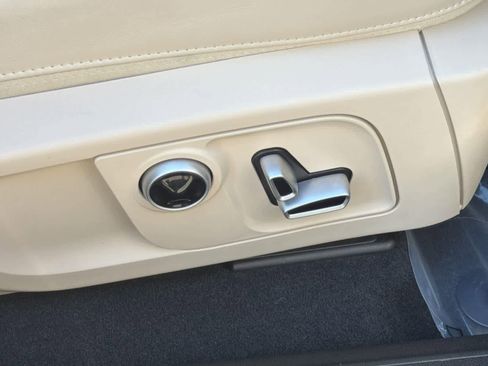 Used 2022 Maserati Levante GT image 37