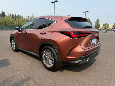 Used 2025 Lexus NX 350 AWD w/ Accessory Package (2T) image 5