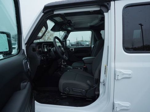 New 2026 Jeep Wrangler Unlimited Rubicon image 10