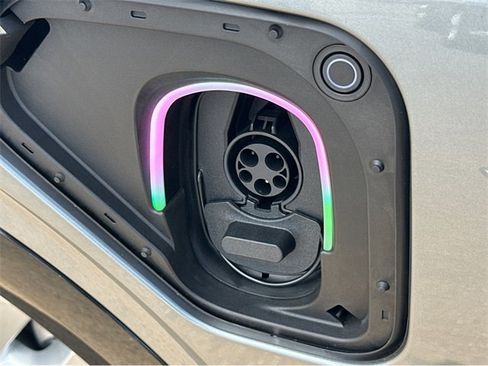 New 2026 Cadillac Vistiq Luxury image 4