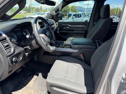 Used 2022 RAM 1500 Big Horn AWD/4WD image 2