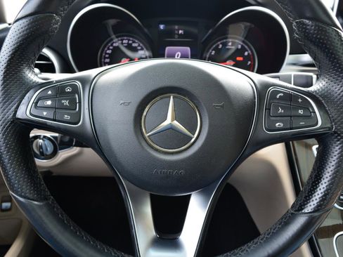 Used 2016 Mercedes-Benz C 300 4MATIC Sedan image 21