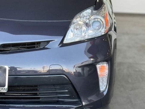 Used 2015 Toyota Prius Two image 5