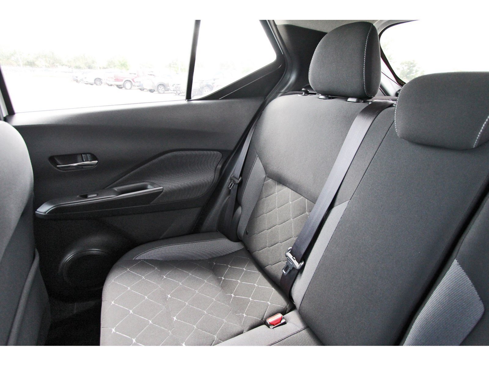 Used 2019 Nissan Kicks SV FWD image 15