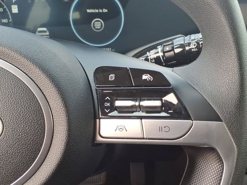 Certified 2024 Hyundai Elantra SEL FWD image 29