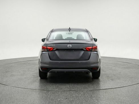 Used 2025 Nissan Versa SV image 6