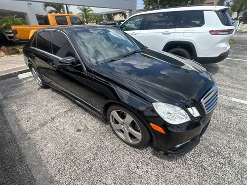 Used 2011 Mercedes-Benz E 350 Sedan image 23